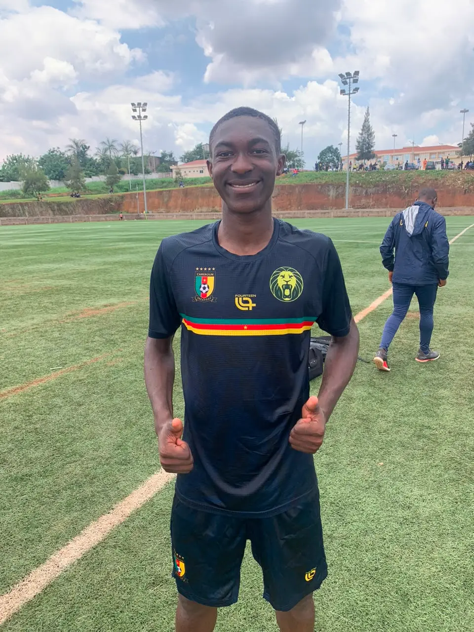 Marc Cocotte Alima en tenue d'entraînement des Lionceaux, au Centre Technique d'Odza.